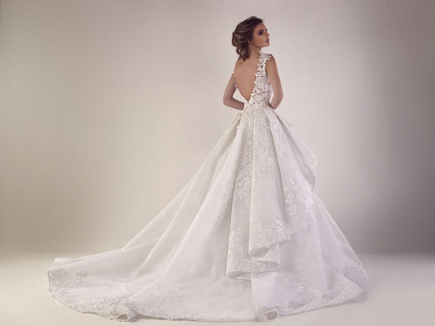 Romantic and dreamy Wedding dresses and gowns I Beirut - Lebanon